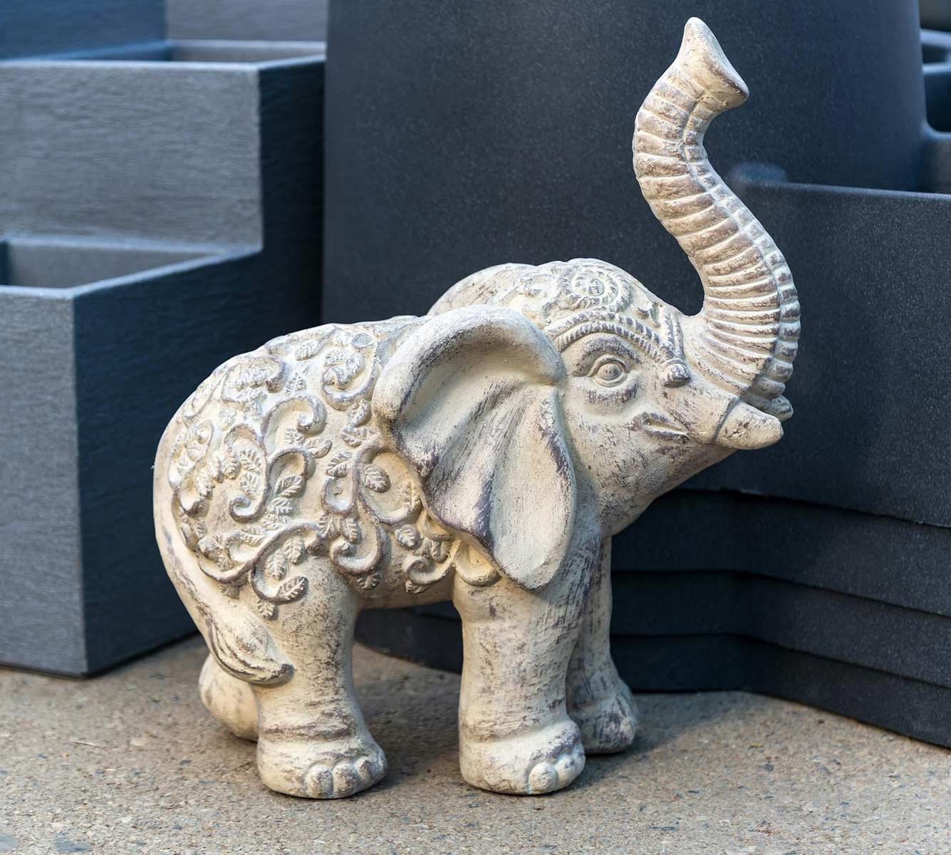 घर लाएं चांदी का हाथी siver elephant vastu