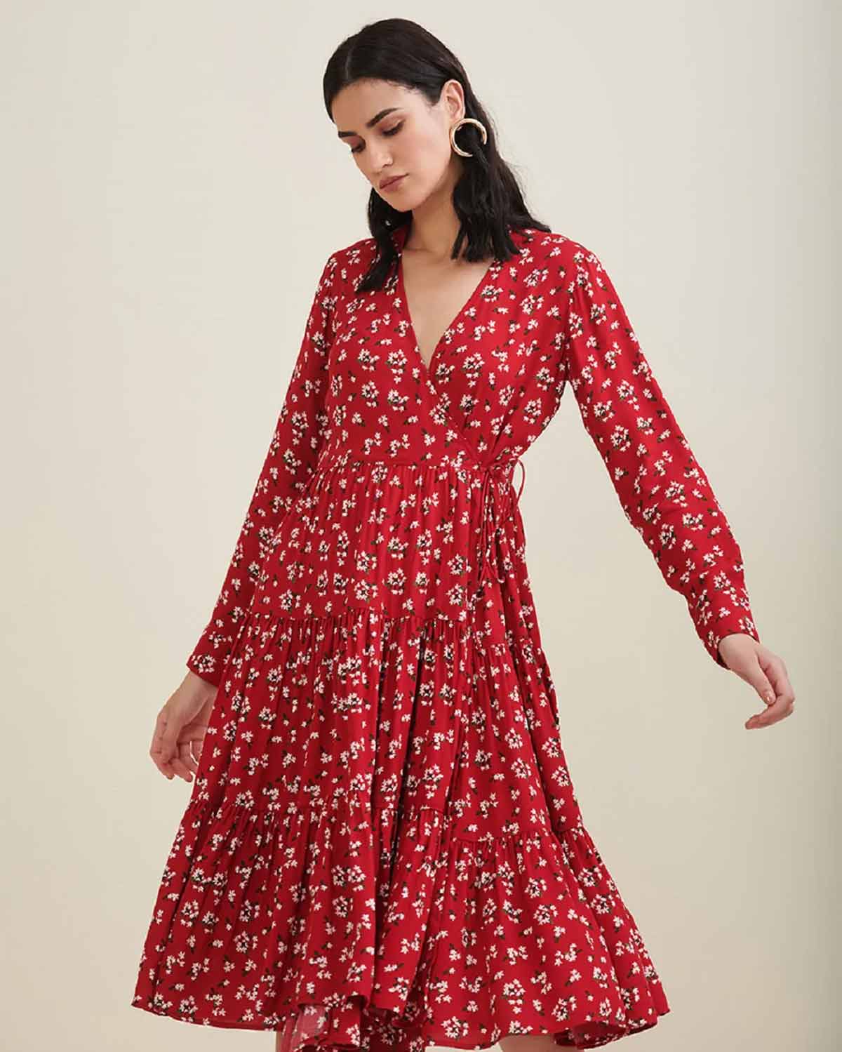 structured outfits for short height