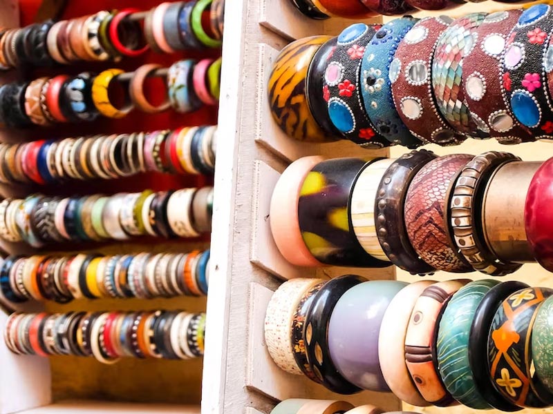 Bangles shopping