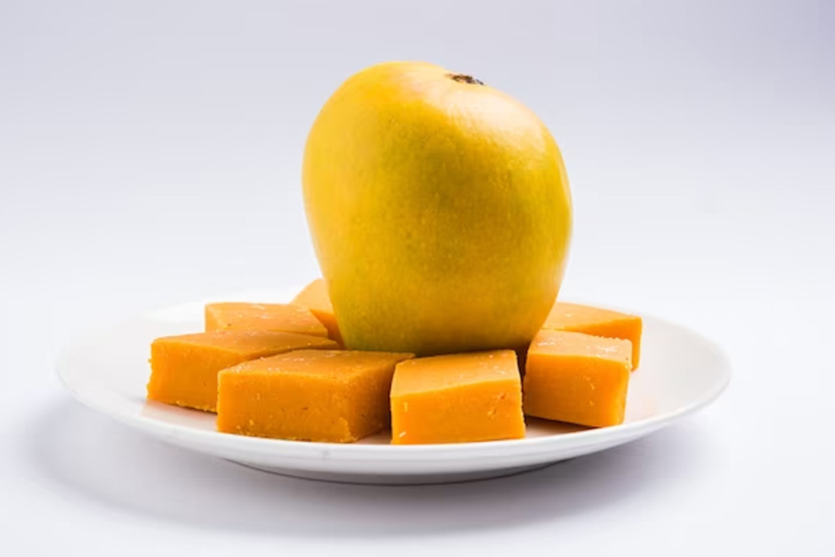 How to identify langra aam