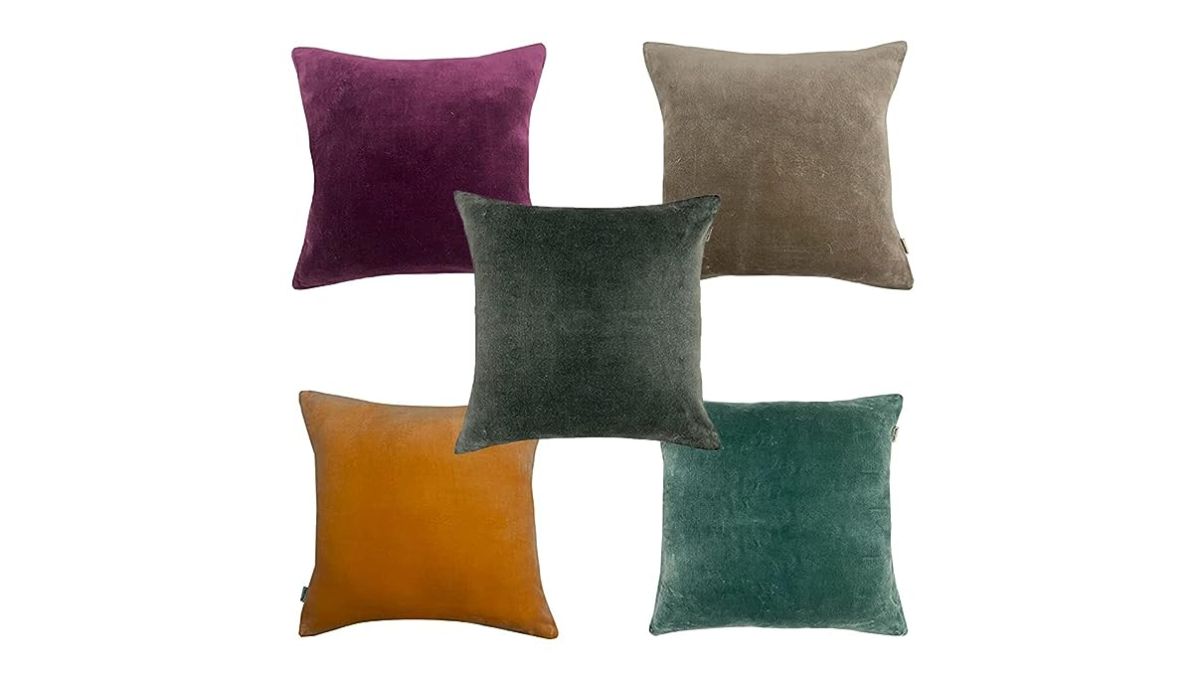 Best Cushion Covers For Living Room (July 2023) HerZindagi
