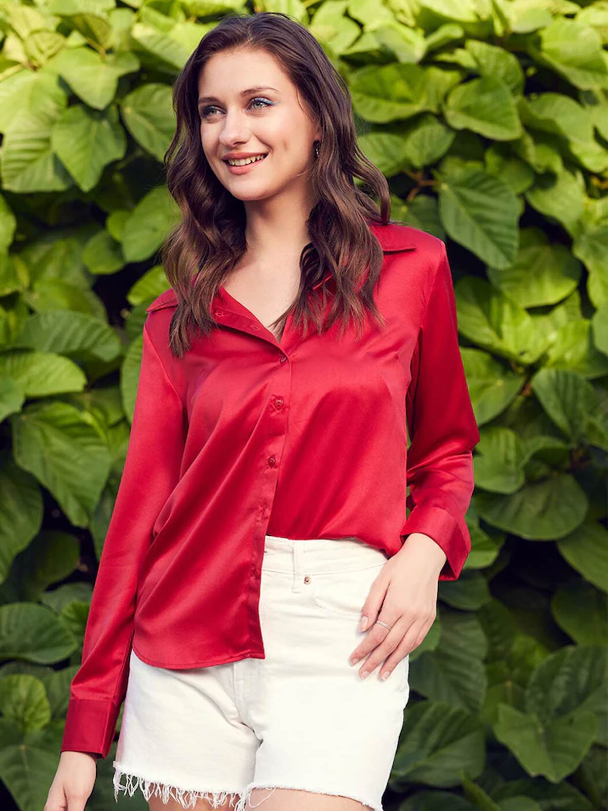 Shorts with satin shirt