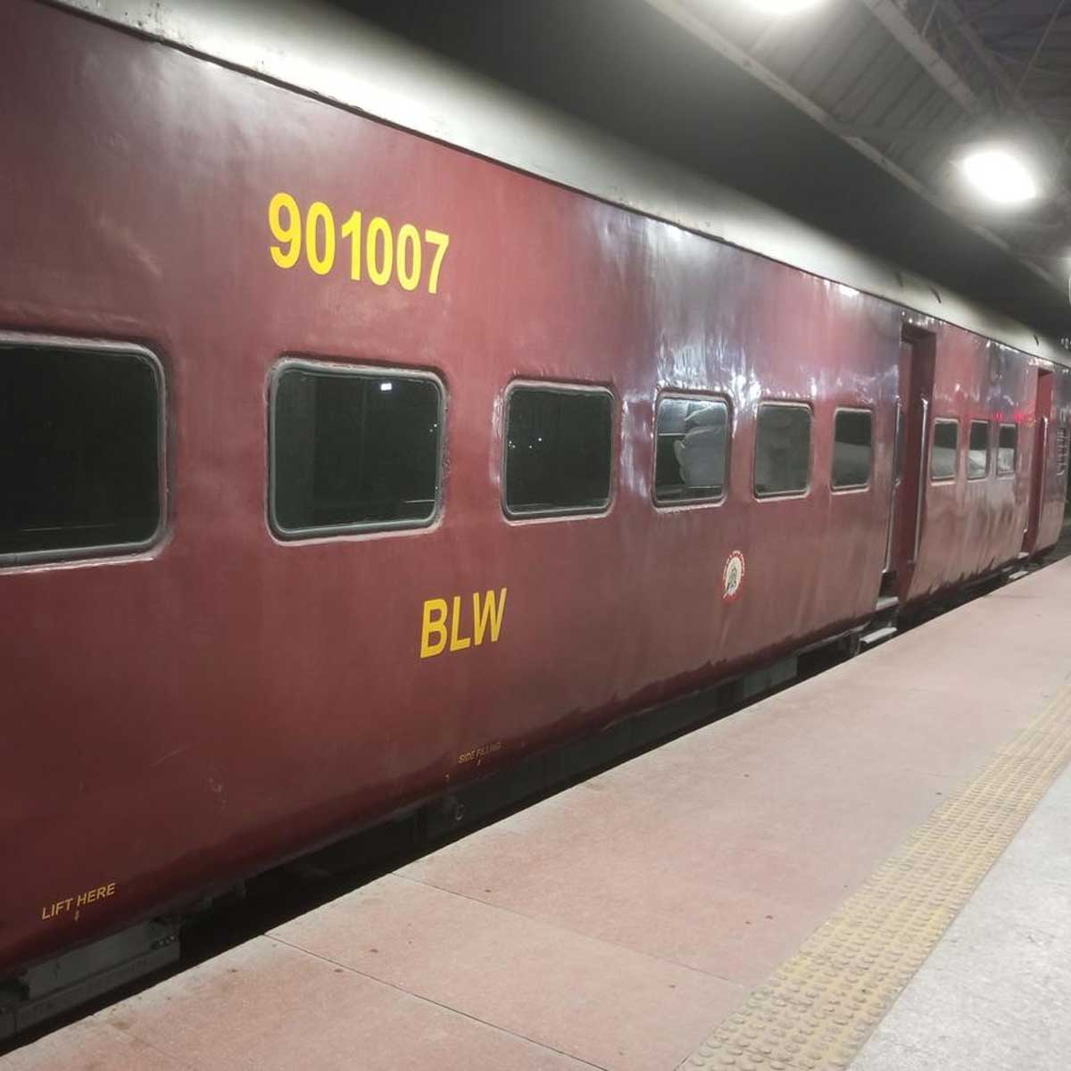 When was AC first introduced in Indi