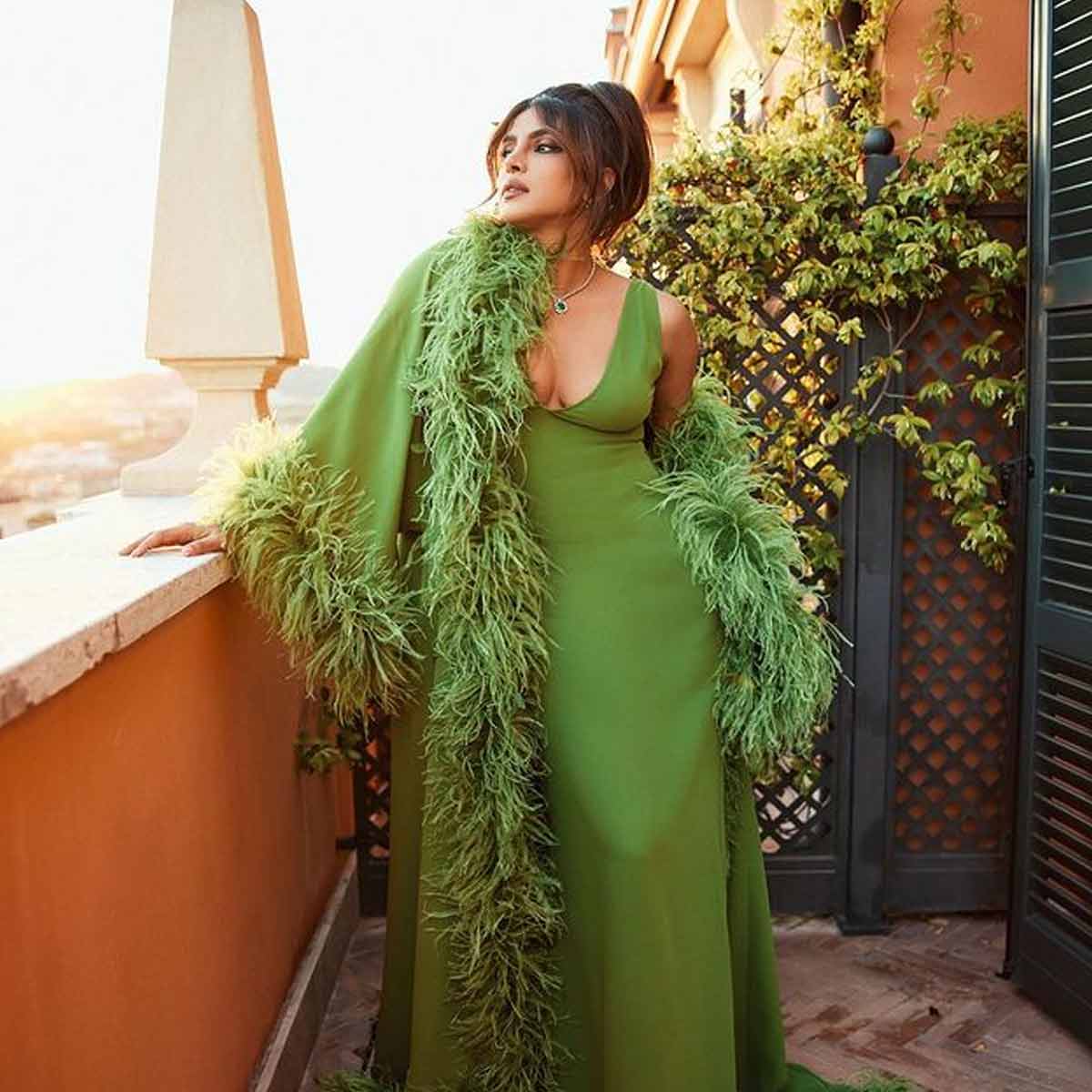 green gown priyanka chopra