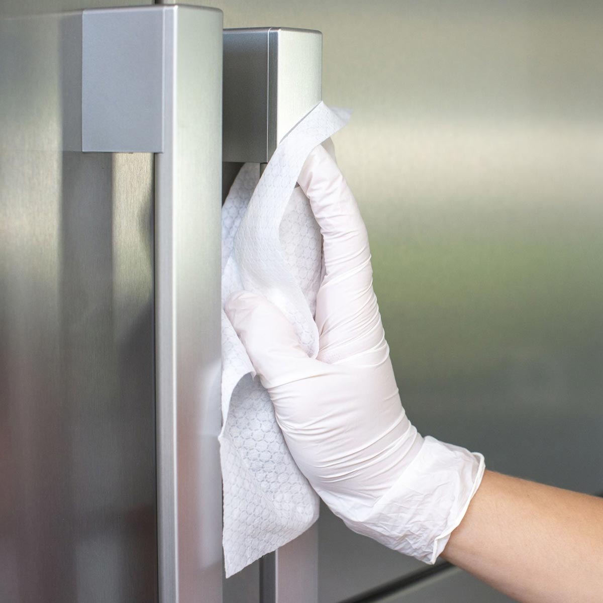 फ्रिज के हैंडल को चुटकियों में ऐसे करें साफ how to clean fridge door handle HerZindagi