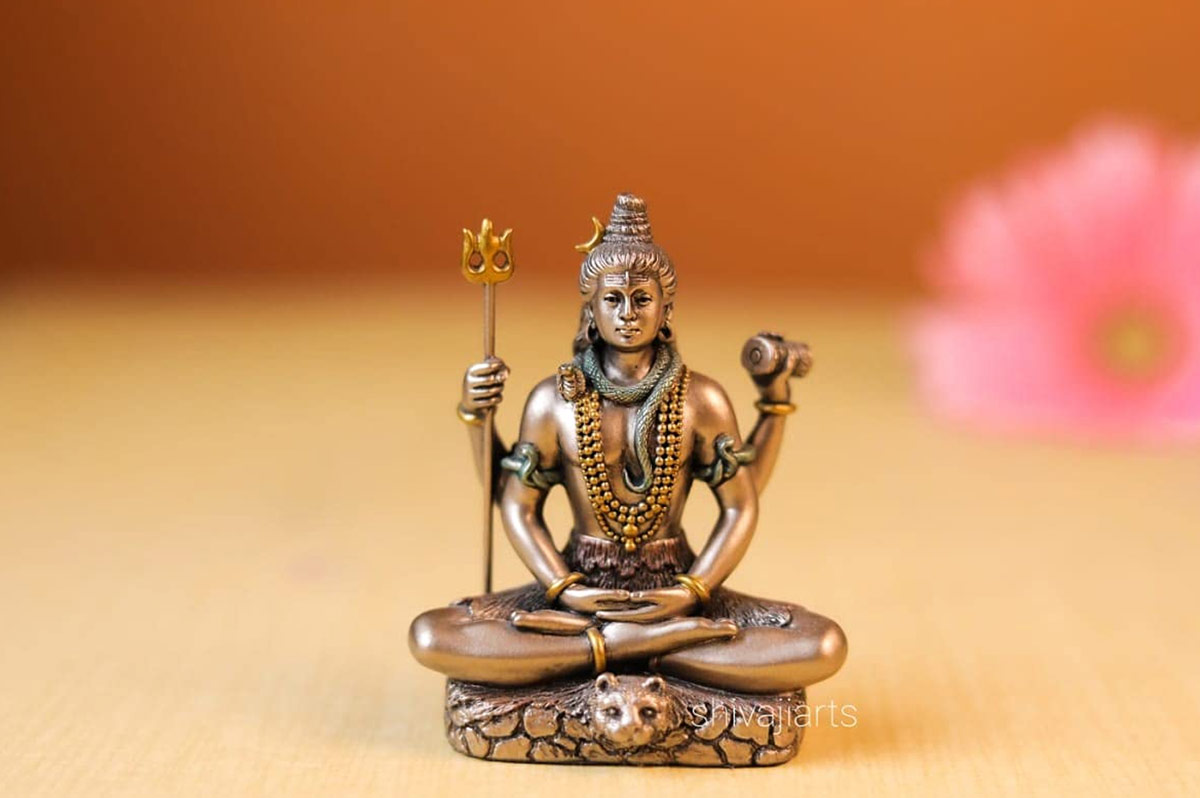 वास्तु टिप्स इस दिशा में रखें शिव की मूर्ति, प्राप्त होगा पूजा का