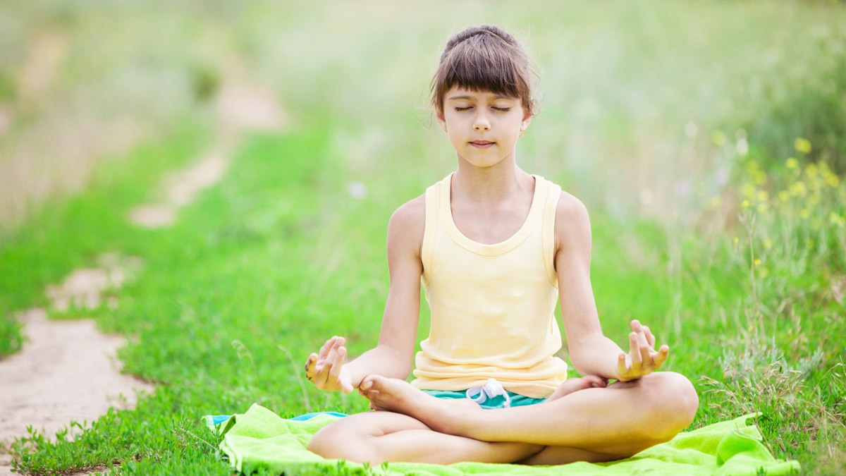 mantra jaap ke baad jal dalna chahiye