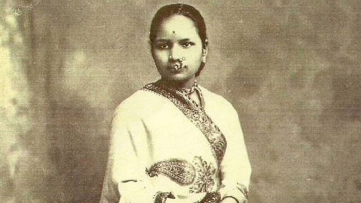 Women Of History: Meet Rukhmabai Raut, India's First Woman Doctor To Practice Medicine In British India 