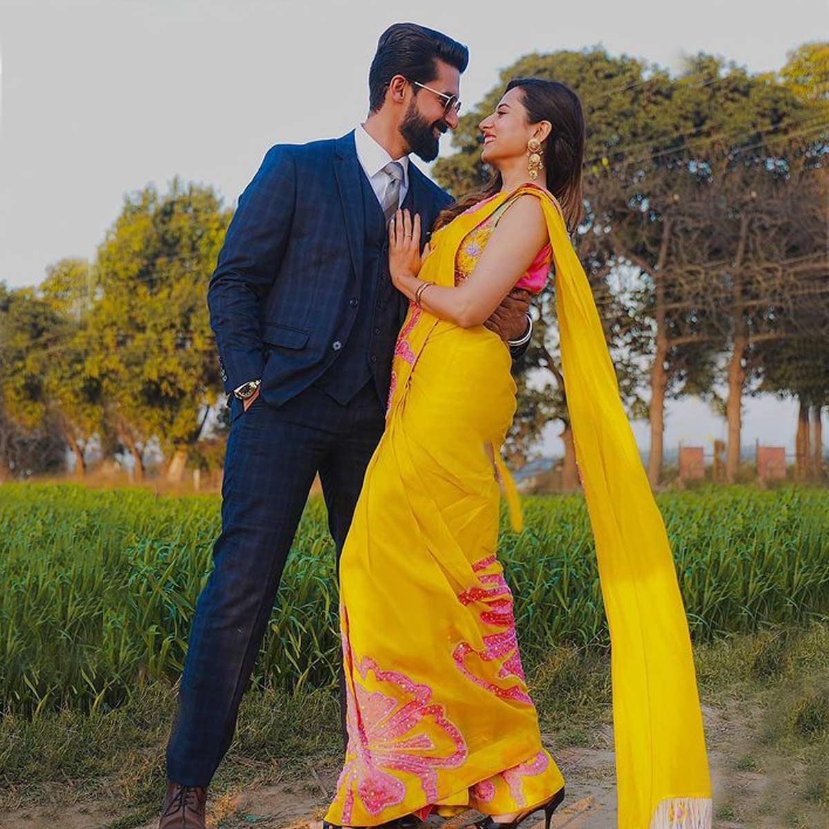 sargun mehta ravi dubey love story