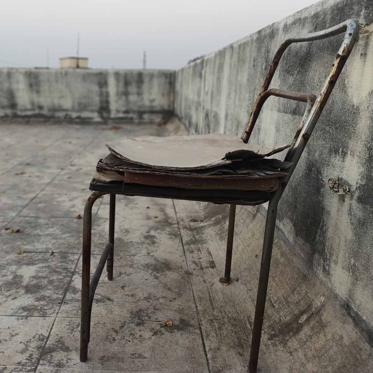 what not keep on terrace vastu tips