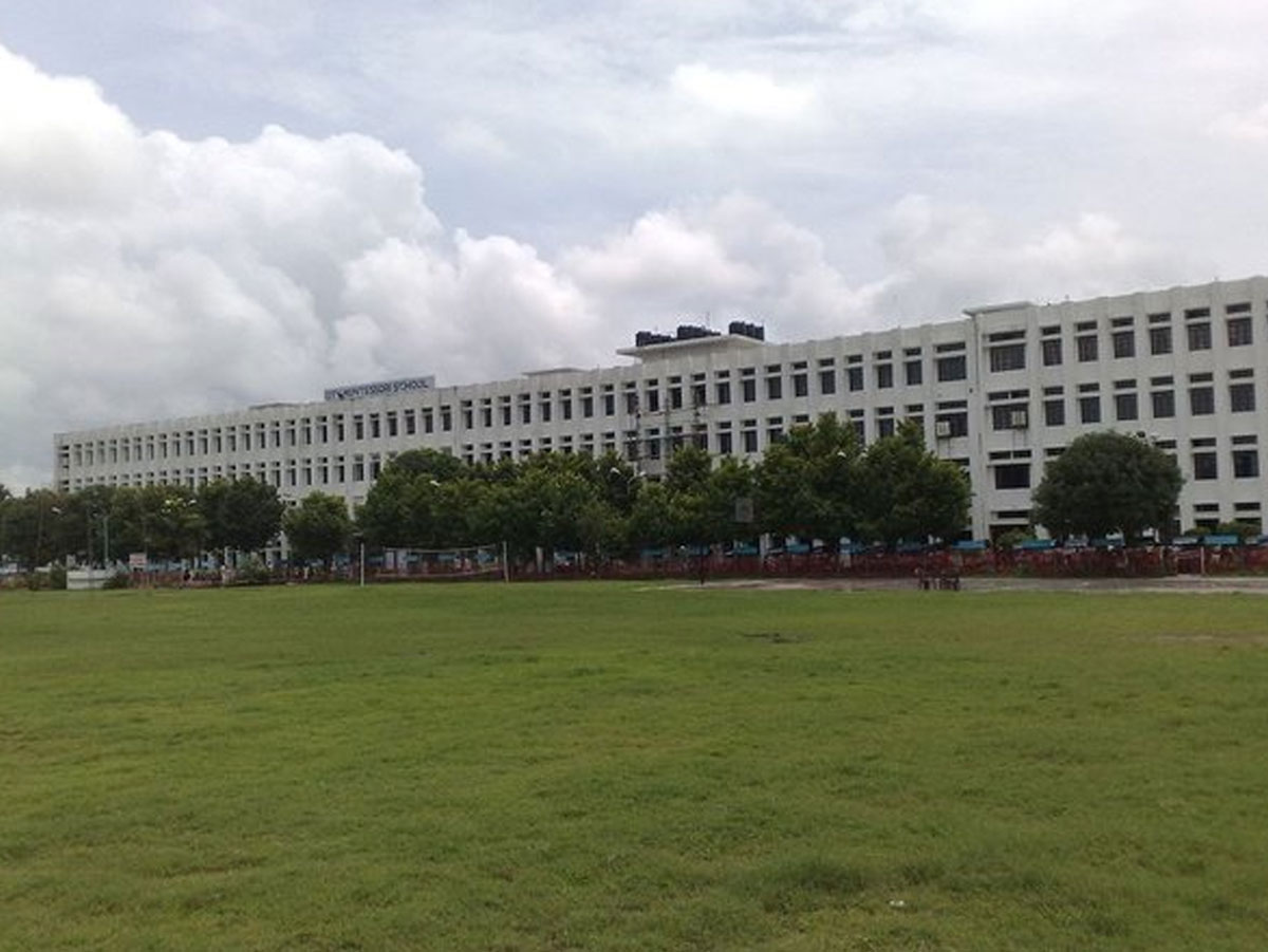 which is the largest school in the world