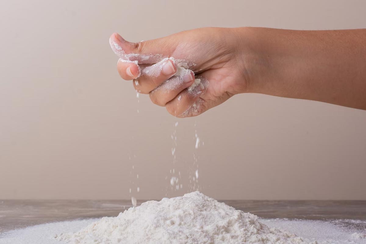 Easy tips to make perfect gulgule in hindi