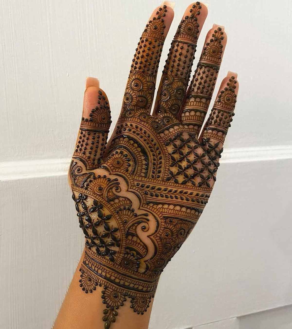 Dot Mehndi Designs