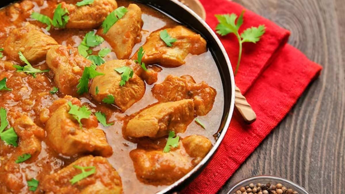 बचे हुए बटर चिकन को दोबारा इस्तेमाल कर बनाएं ये स्वादिष्ट रेसिपी Leftover Butter Chicken 8282