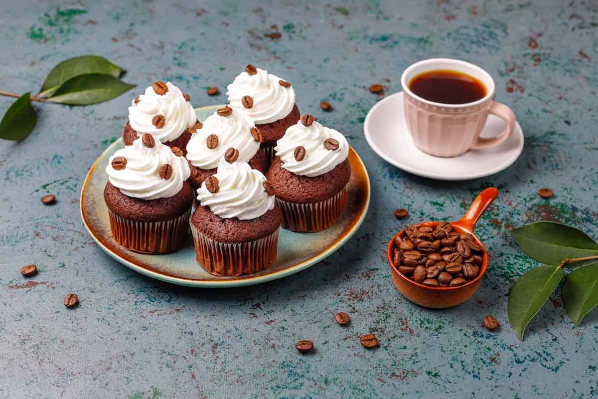 coffee cup cakes