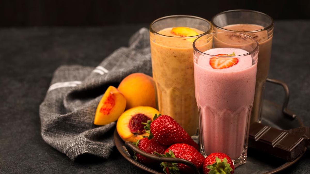 आयुर्वेद के अनुसार क्या सेहत के लिए अच्छी होती हैं स्मूदीज? | are smoothies  good for health | HerZindagi