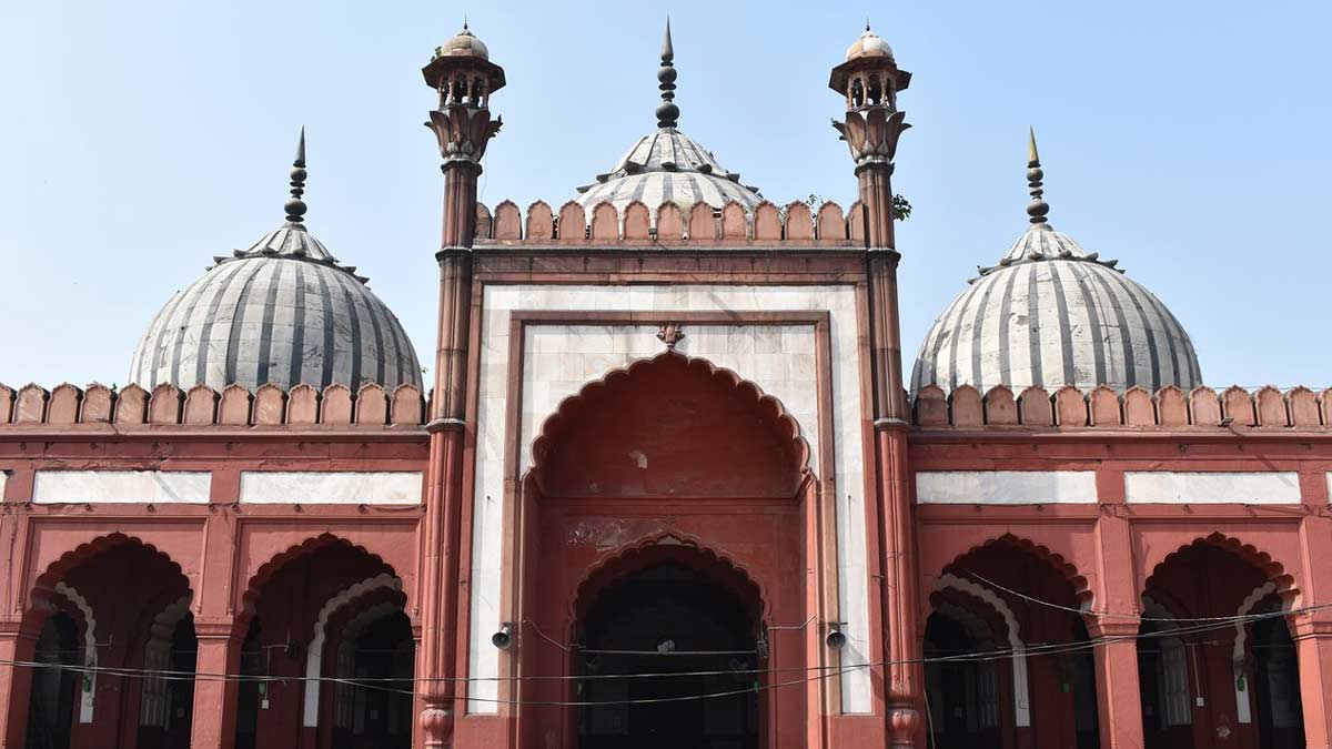 Famous Mosques In Delhi: ईद उल अजहा की नमाज़ पढ़ने दिल्ली की इन फेमस मस्जिदों में पहुंचें 