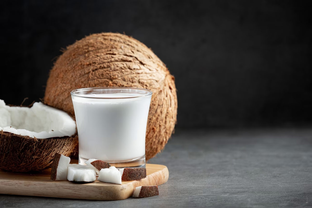 how to use coconut milk for straight hair