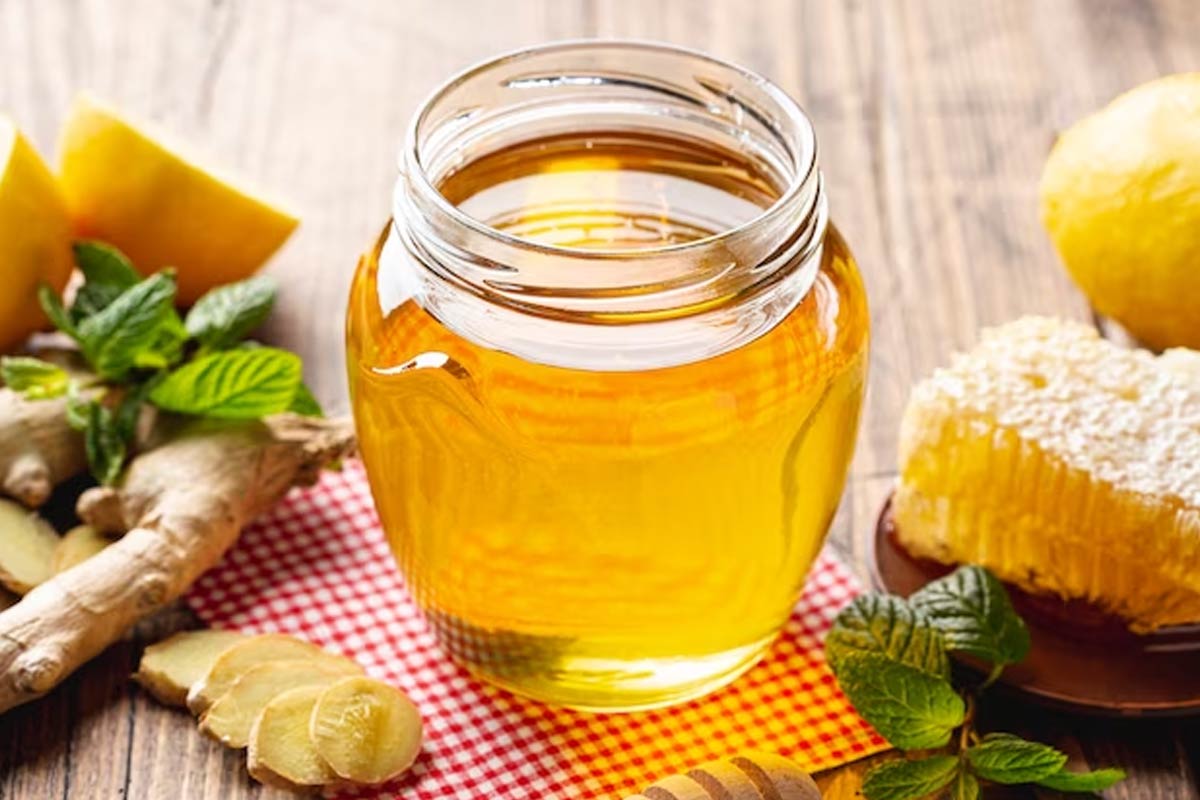 how to use honey for shiny hair