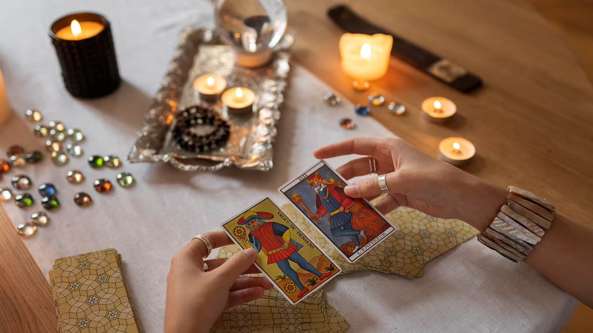 Weekly Tarot Card Reading From June 19 To June 25, 2023 | HerZindagi