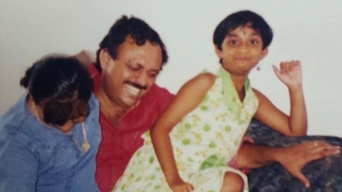 keerthy suresh childhood