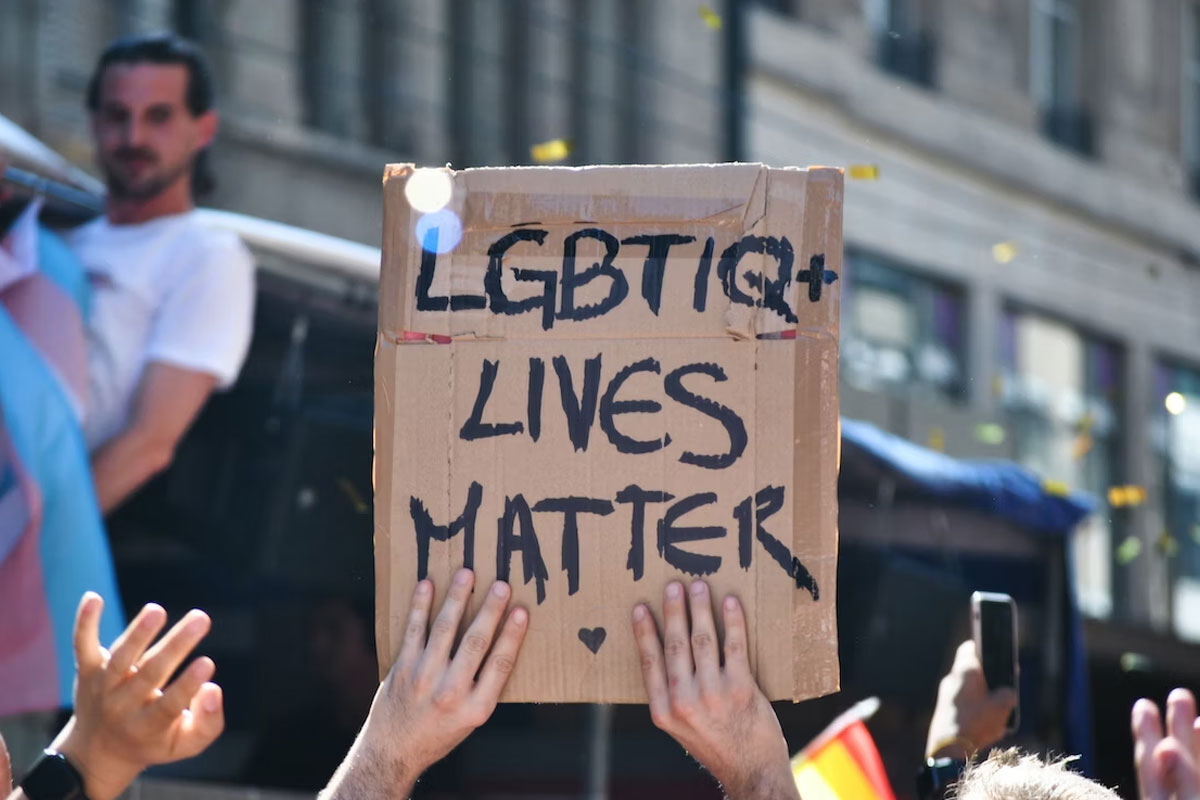 lgbtq lives matter