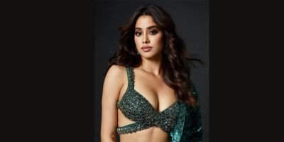 ये Blouse Designs हैं फॉरेवर स्टाइलिश, साड़ी और लहंगे दोनों के साथ लगेंगे मस्त