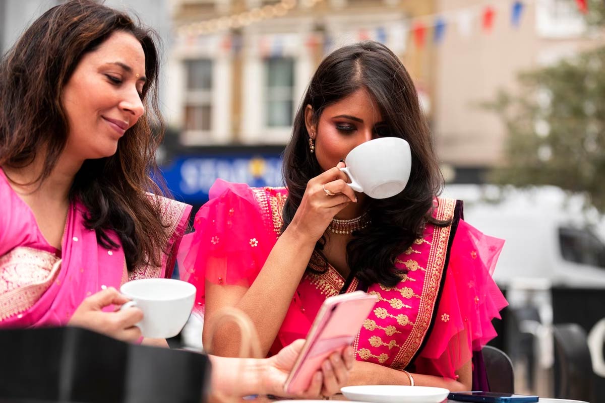 queers friendly cafes in mumbai