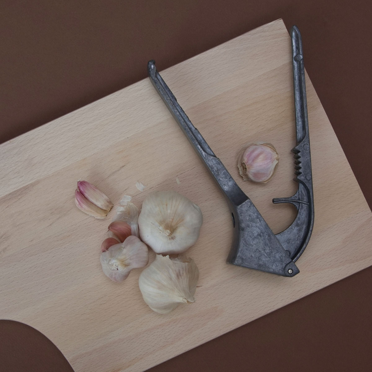 traditional indian vegetable chopper