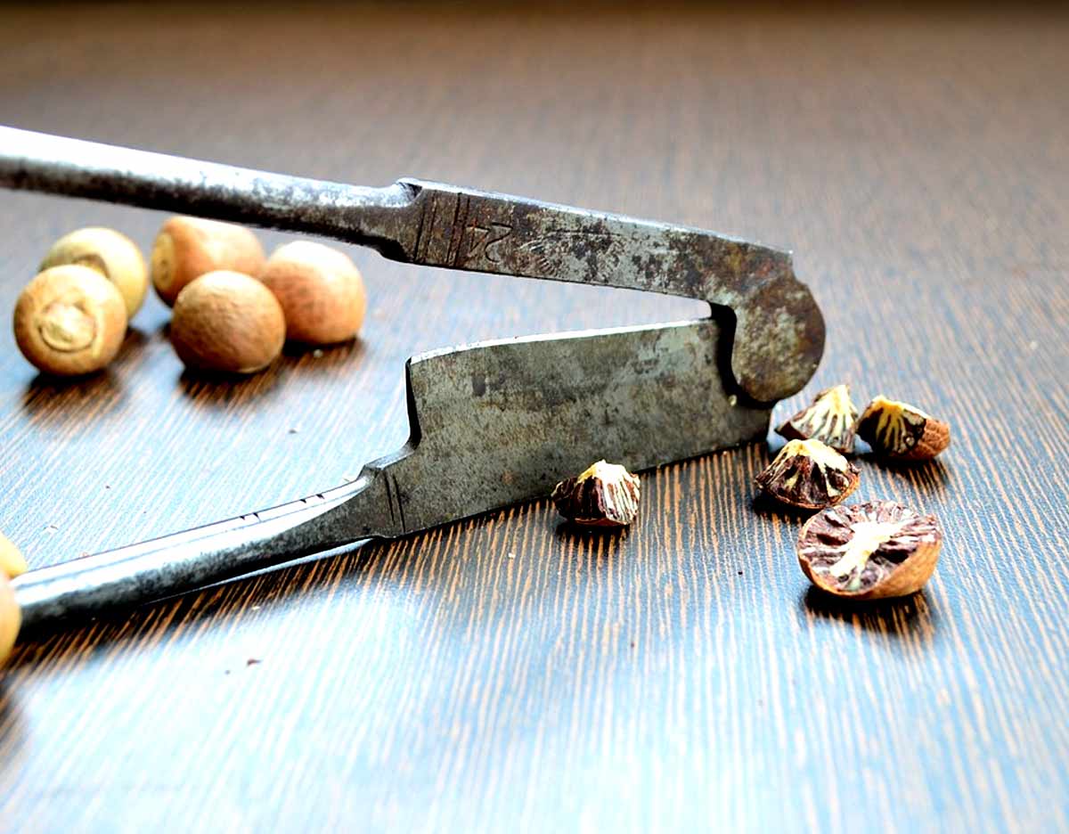 use of supari in hindi