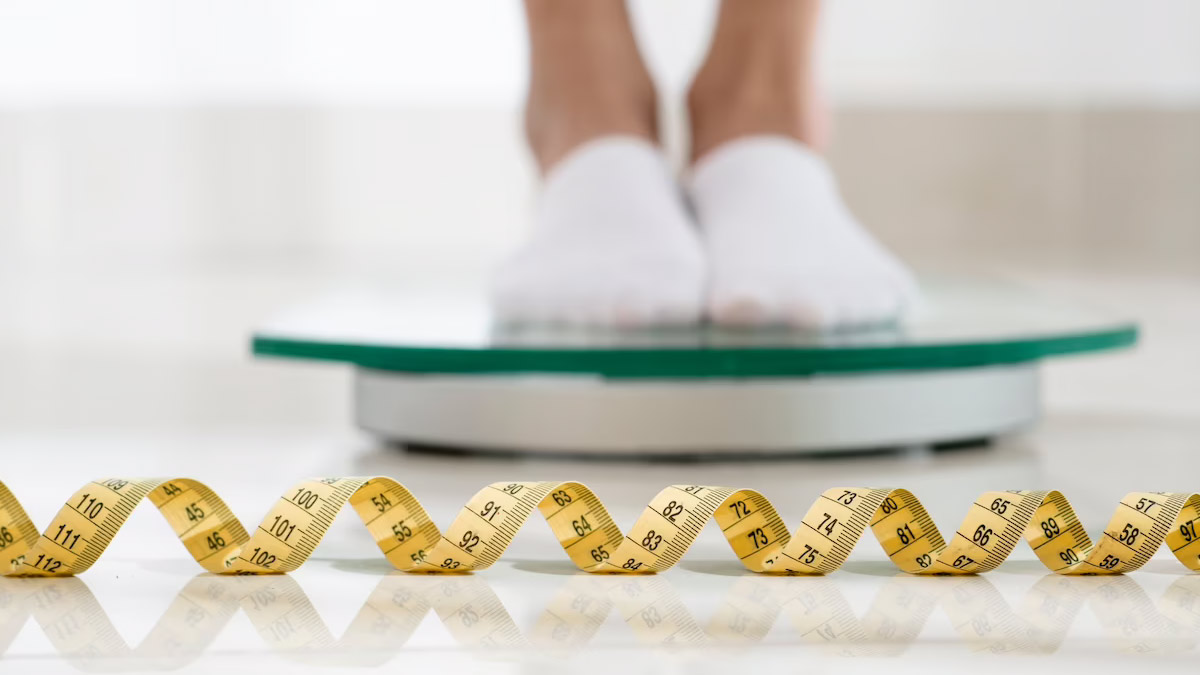 वेट लॉस के बाद इन वजहों से दोबारा बढ़ सकता है वजन why are you gaining