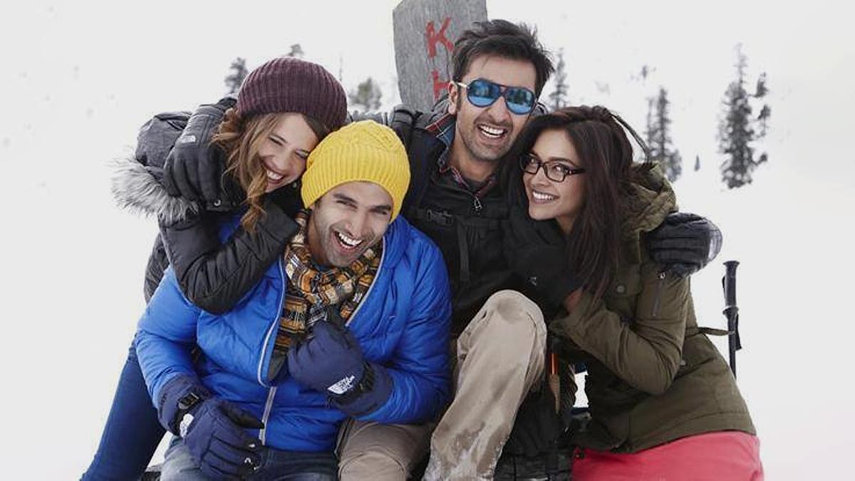 ऐसे हुई थी ये जवानी है दीवानी फिल्म की शूटिंग, देखें बिहाइंड द सीन्स | yeh jawaani hai deewani movie behind the scenes | HerZindagi