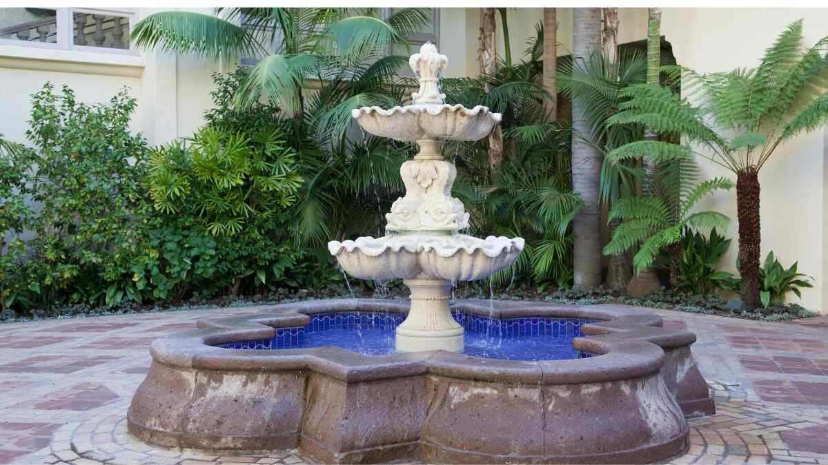 Garden Fountain से घर में आएगी पॉजिटिविटी और होगी बरकत water fountain