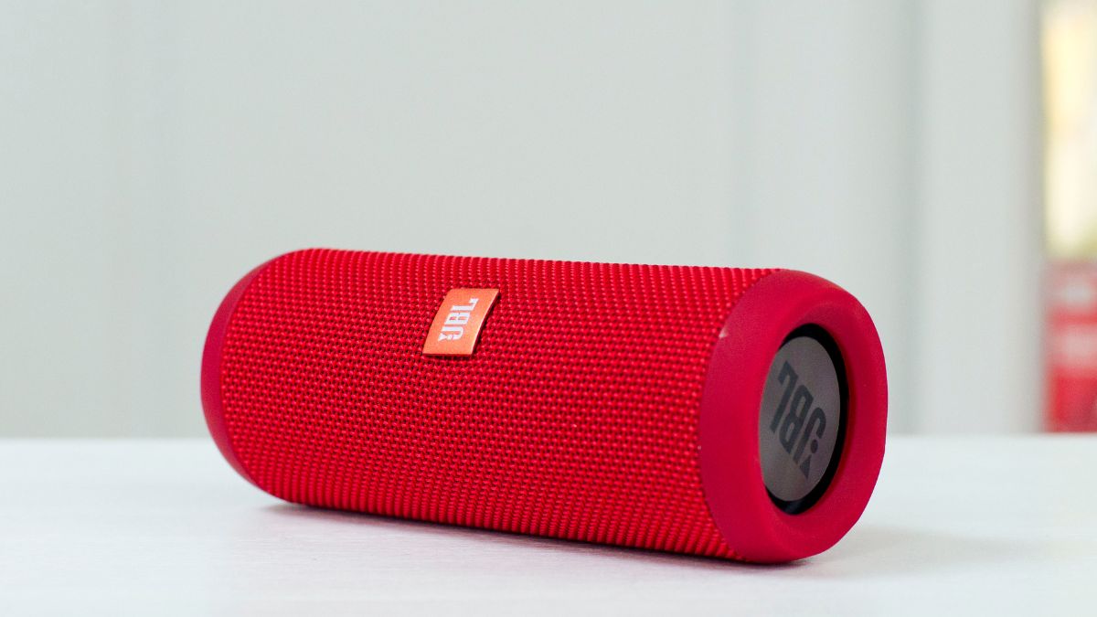 Best JBL Bluetooth Speaker इन के संग, पंछी बनूँ उड़ती फिरूँ मस्त गगन में best jbl bluetooth