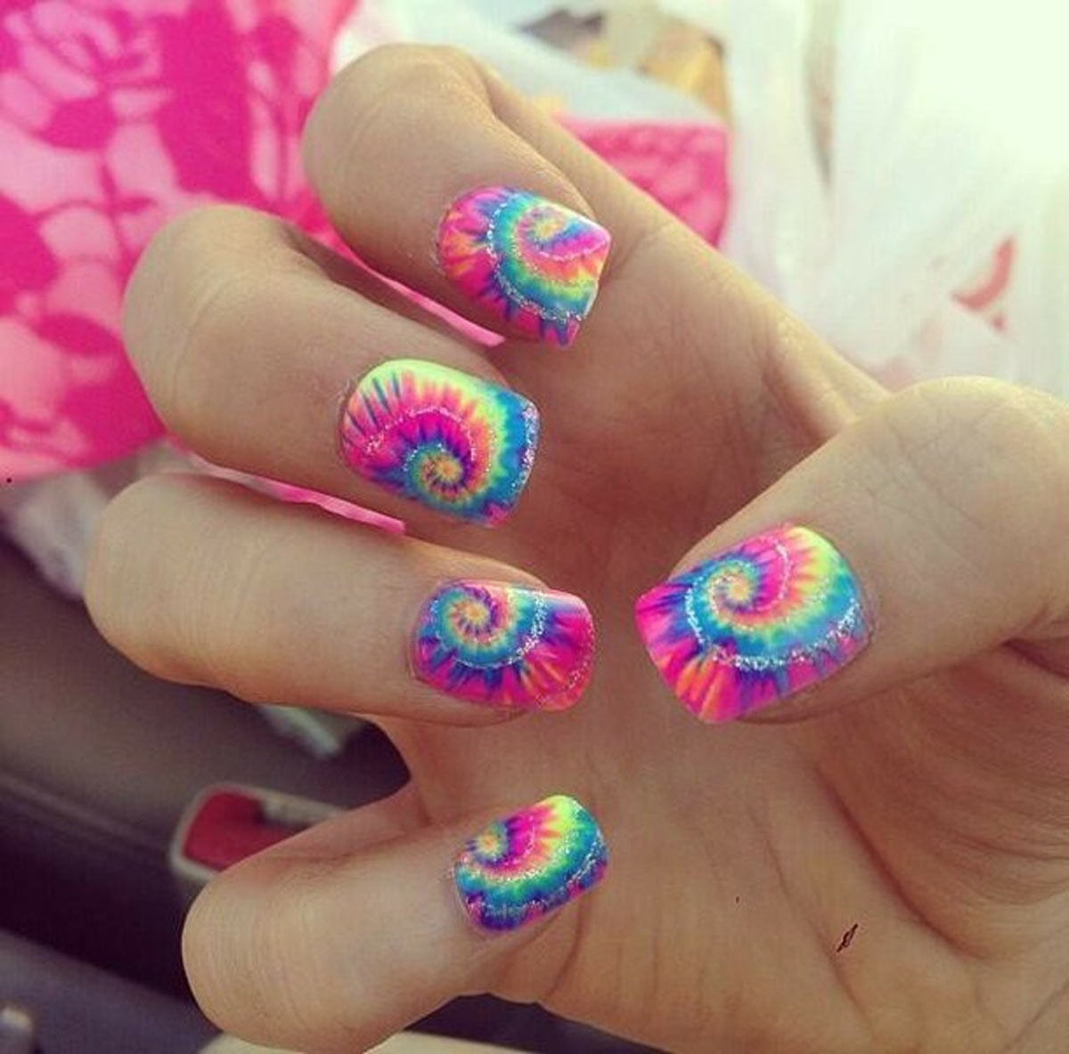 नेल आर्ट-8 Expensive Nail Polishes pic