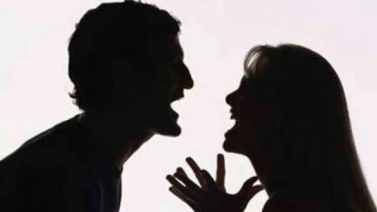 angry women and husband