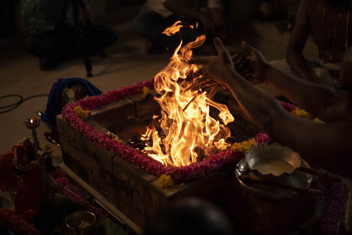 astro remedies for money in navratri