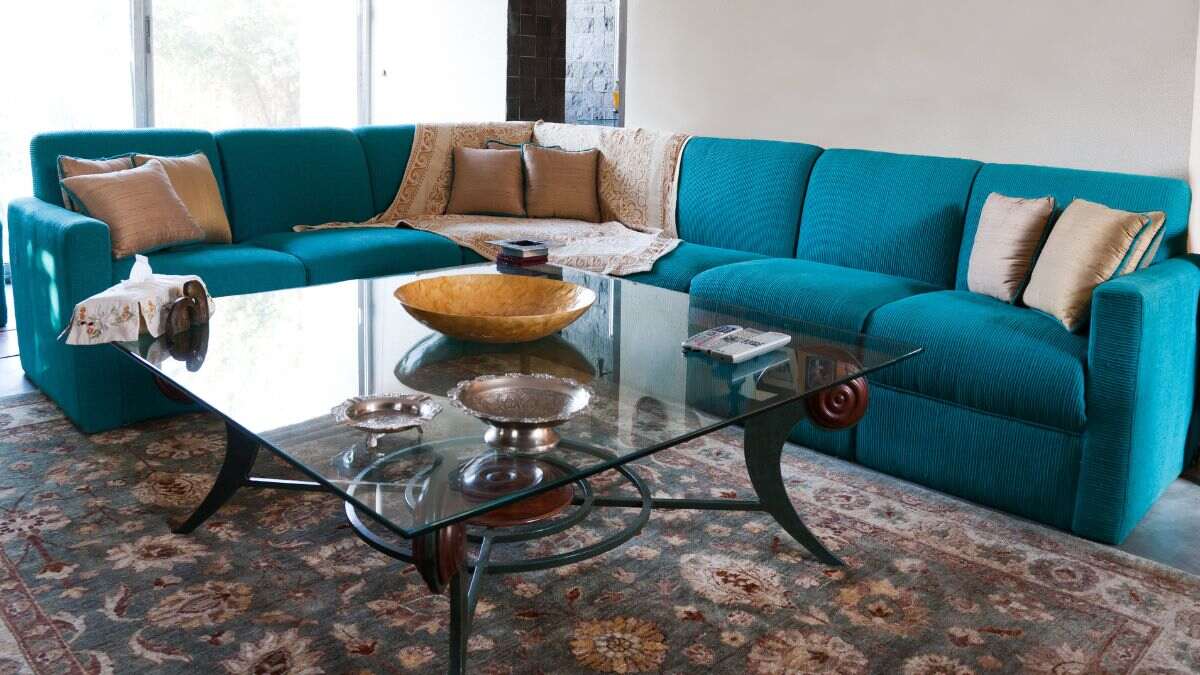 Wooden Sofa Set Under 30000 अगर आपको दिखना है अपना टोरा, तो घर लाएं ये