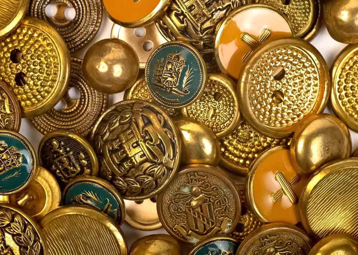 button for royal family