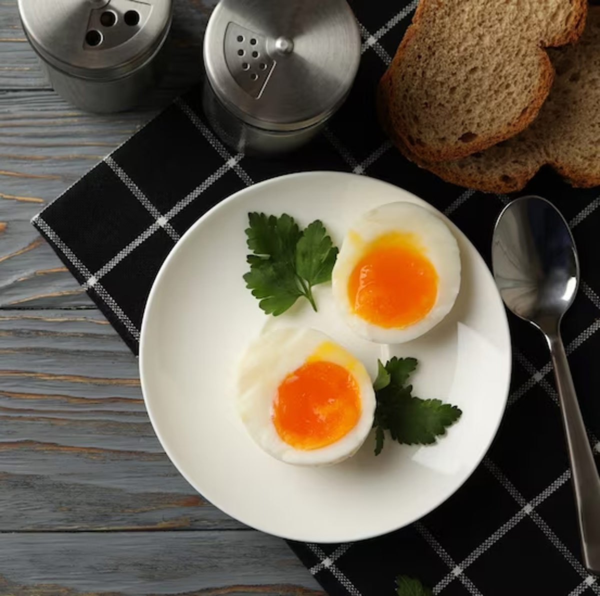 Eggs For Weight Loss Do They Help Shed Kilos? Nutritionist Weighs In HerZindagi