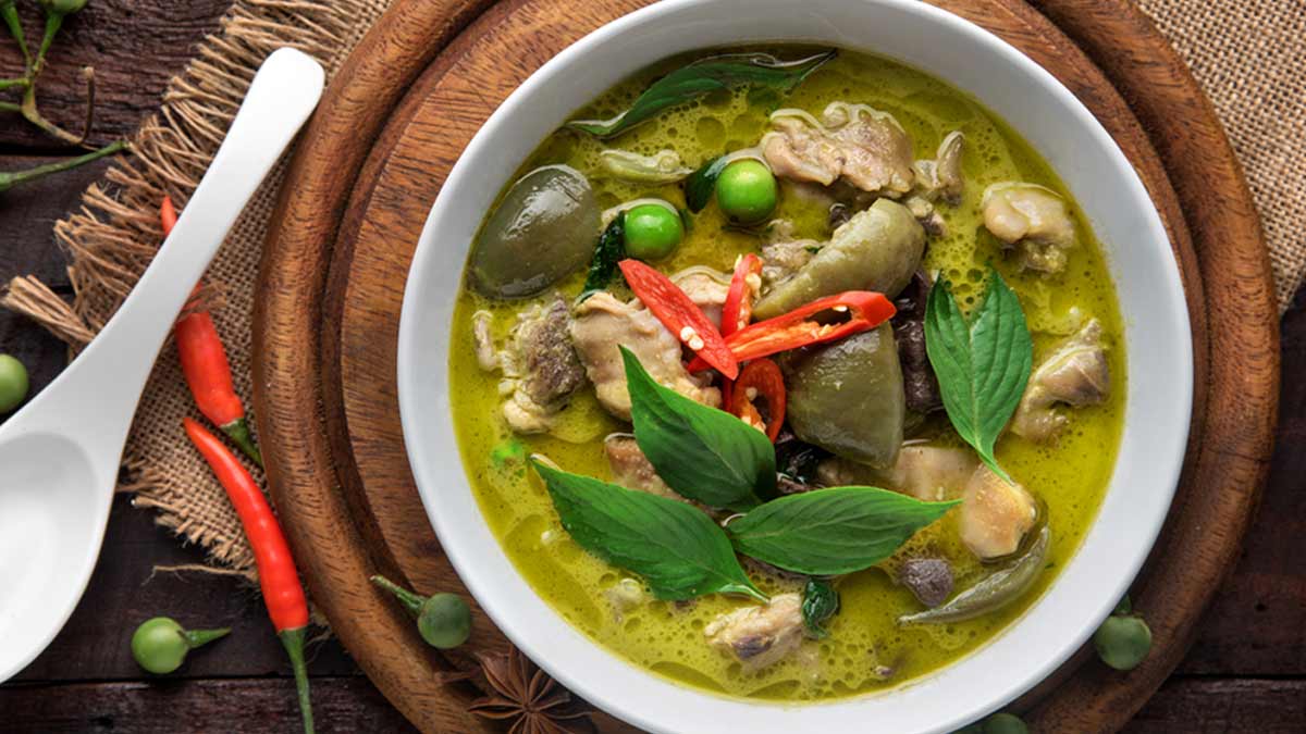 How To Make Thai Green Curry At Home