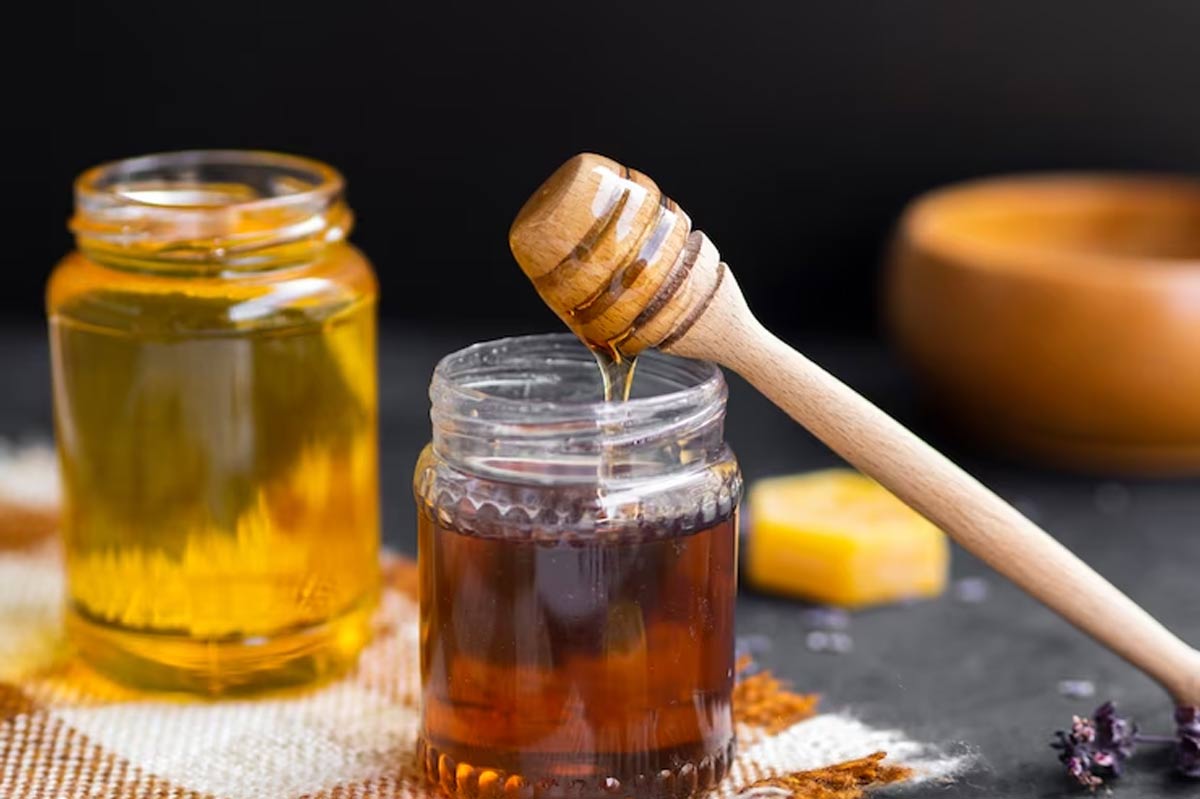 honey for open pores