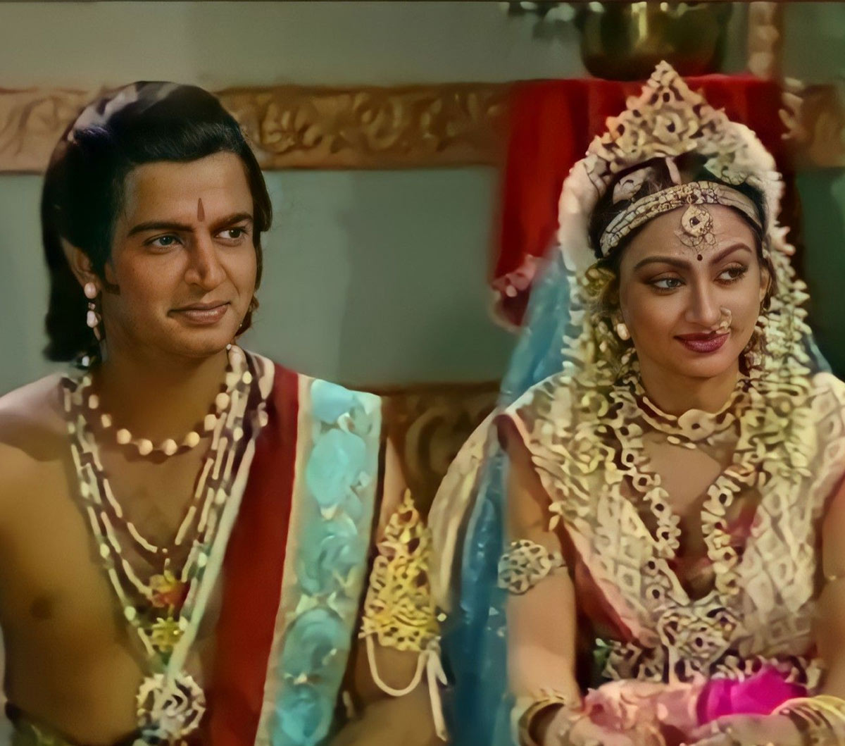 how many wives does lakshmana have