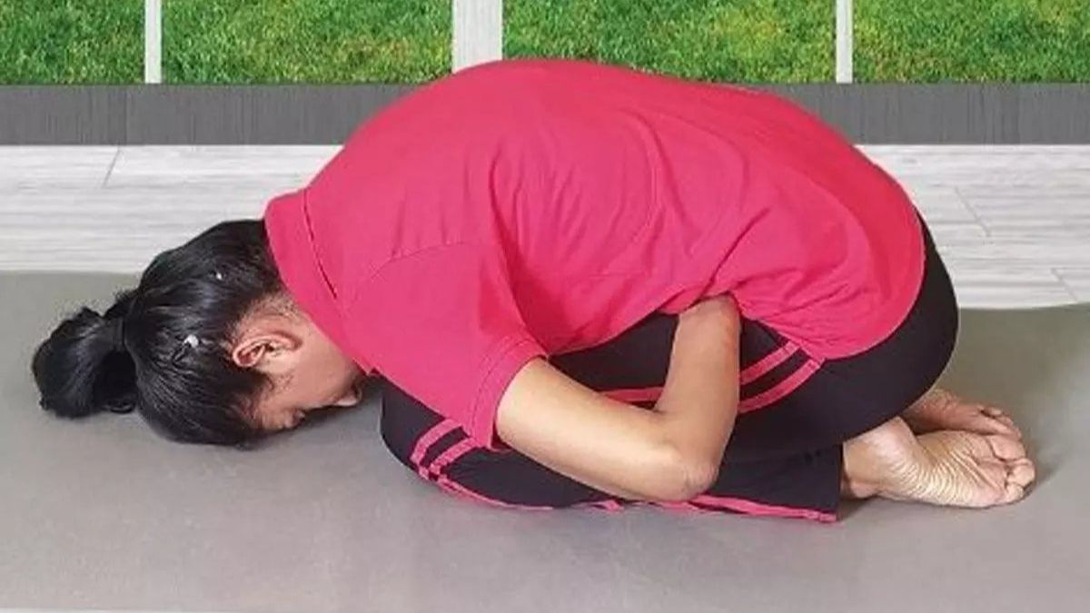 mandookasanam for womens reproductive health