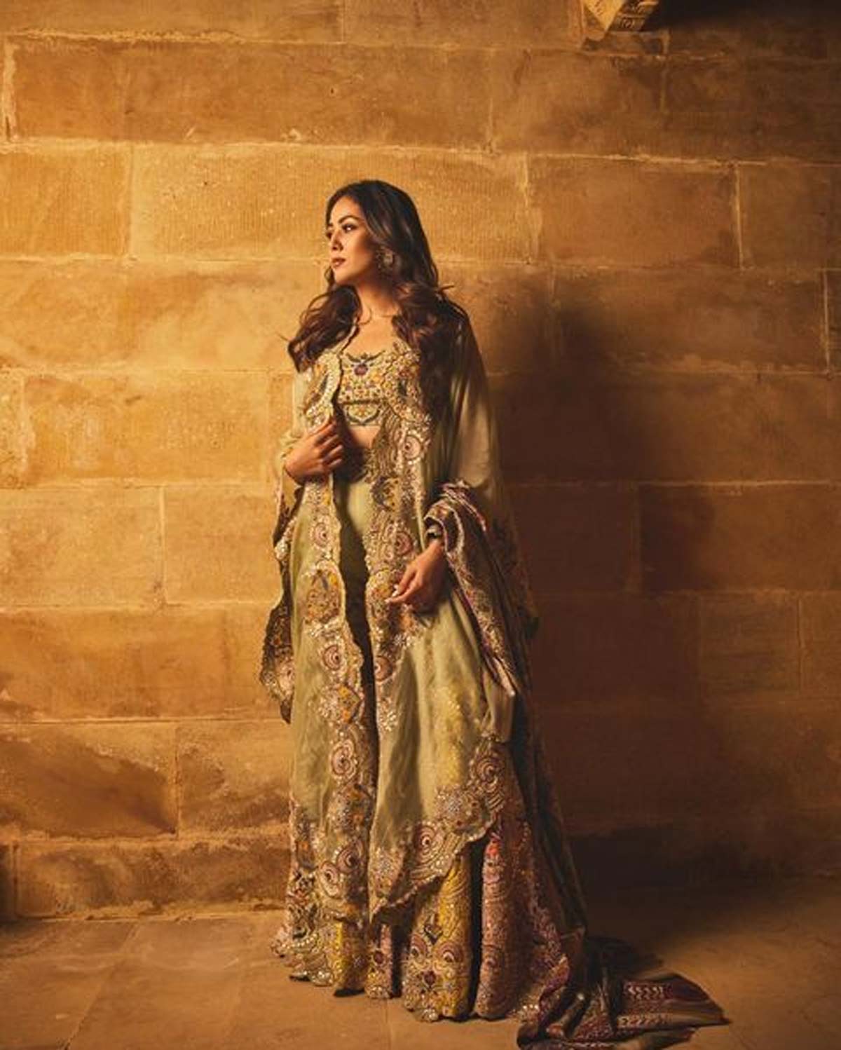 mira kapoor in sharara set