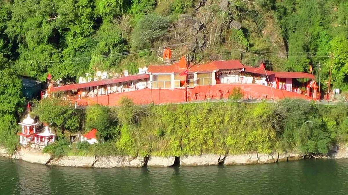 Mata Ka Mandir: एक ऐसा चमत्कारी मंदिर जहां जाने से दूर हो जाती है हकलेपन की  बीमारी | pashan devi temple nainital insteresting story | HerZindagi