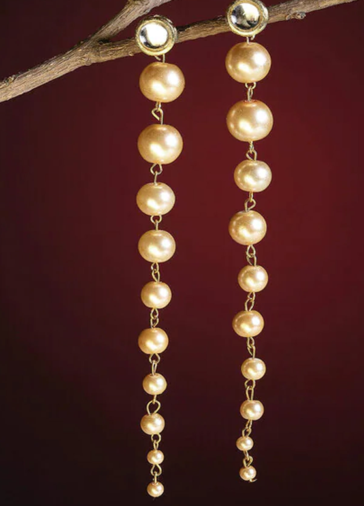 पर्ल डिजाइन इयररिंग्स pearl design