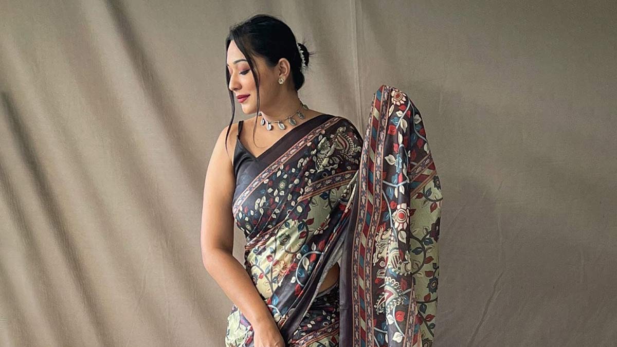 4 types of Sarees for making your summer comfortable and chic!