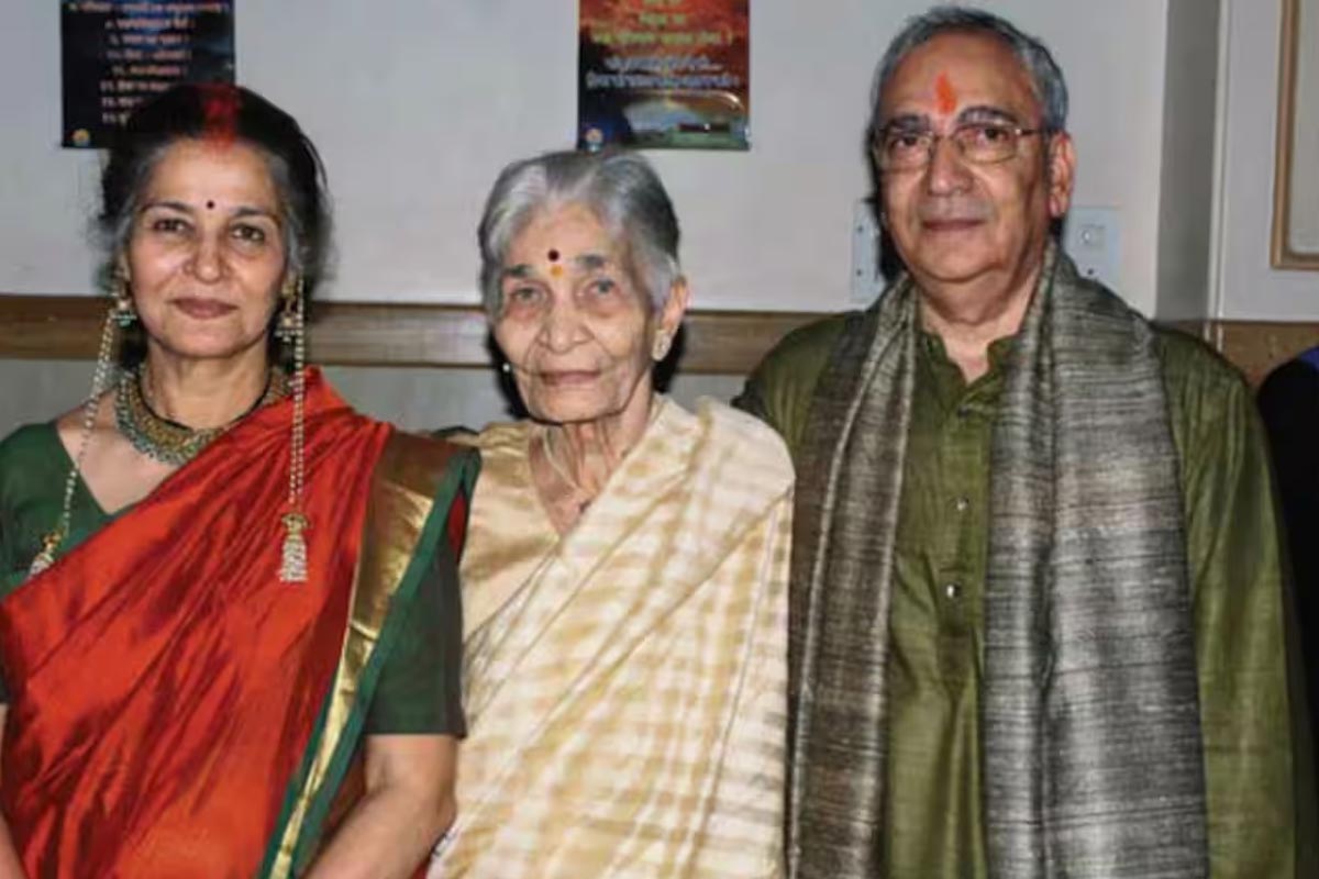 suhasini mulay and marriage photos