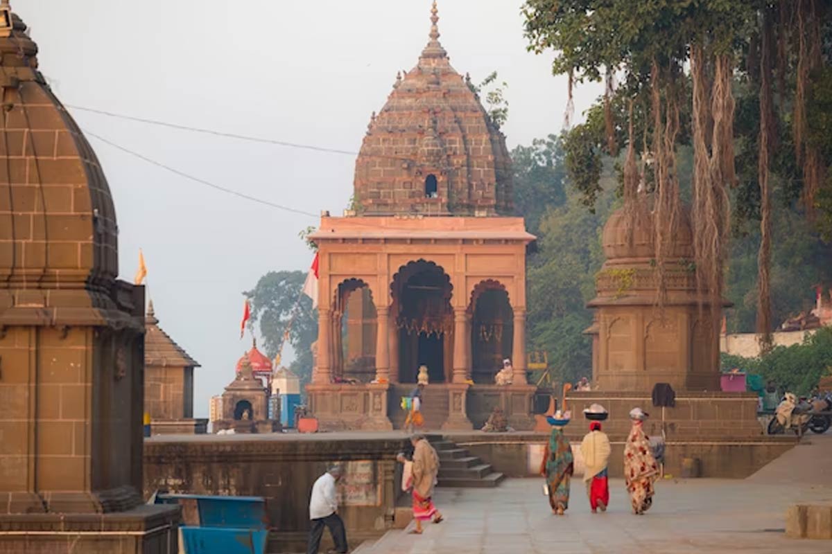 temple stairs in dream meqaning